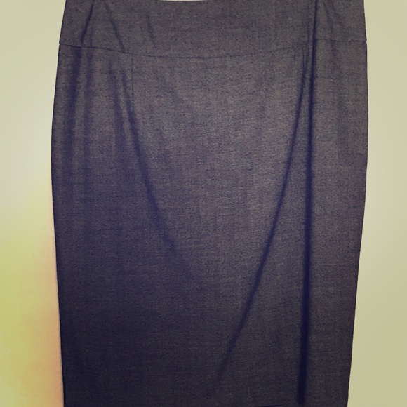 Grey Skirt - Picture 1 of 2